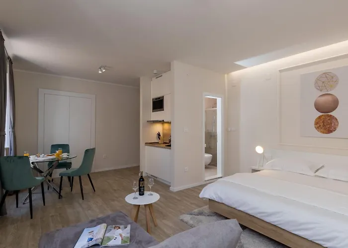 Urbis - Premium With View Lijevi